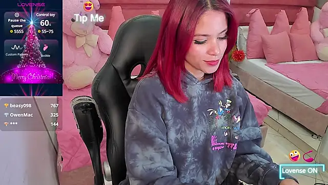 Snapshot of anna__duff chatting on 24, 12, 2024 anna duff online show from 24, 12, 2024