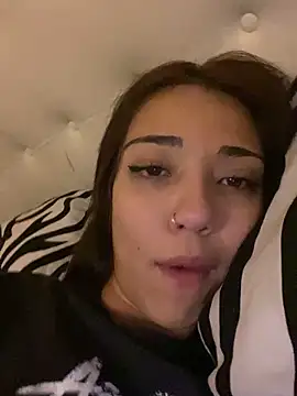 Snapshot of kittyprettybby chatting on 31, 10, 2025 kittyprettybby online show from 31, 10, 2025