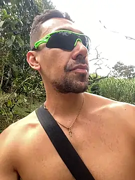 Snapshot of dantedesirexx chatting on 10, 1, 2025 dantedesirexx online show from 10, 1, 2025