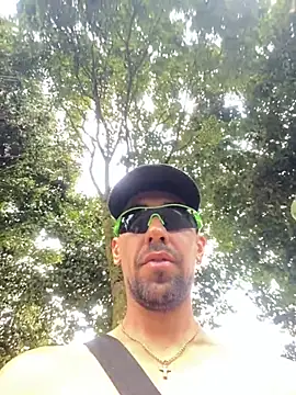 Snapshot of dantedesirexx chatting on 16, 1, 2025 dantedesirexx online show from 16, 1, 2025