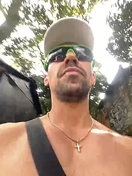 Snapshot of dantedesirexx chatting on 19, 2, 2025 dantedesirexx online show from 19, 2, 2025