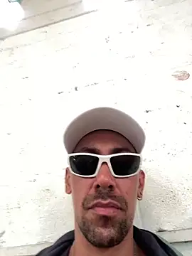 Snapshot of dantedesirexx chatting on 27, 2, 2025 dantedesirexx online show from 27, 2, 2025