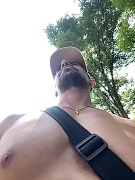 Snapshot of dantedesirexx chatting on 9, 3, 2025 dantedesirexx online show from 9, 3, 2025