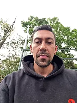 Snapshot of dantedesirexx chatting on 17, 2, 2026 dantedesirexx online show from 17, 2, 2026