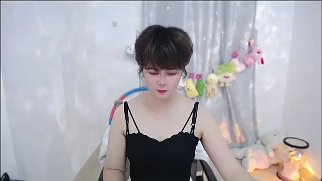 Snapshot of Fan_ting chatting on 12, 10, 2025 Fan ting online show from 12, 10, 2025