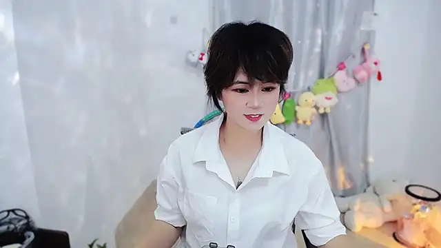 Snapshot of Fan_ting chatting on 17, 11, 2025 Fan ting online show from 17, 11, 2025