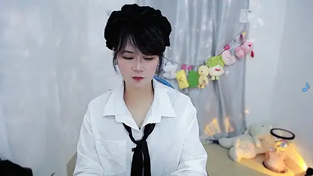 Snapshot of Fan_ting chatting on 29, 11, 2025 Fan ting online show from 29, 11, 2025