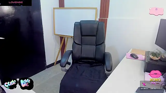 Snapshot of Jeen_Taylor chatting on 1, 6, 2026 Jeen Taylor online show from 1, 6, 2026