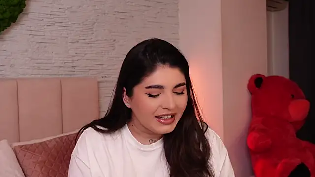 RachelSwaan online show from 2, 1, 2025