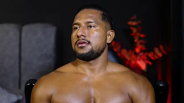 Snapshot of CallumMuscle chatting on 19, 11, 2025 CallumMuscle online show from 19, 11, 2025