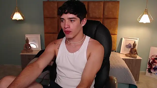 Snapshot of AlejooTwink chatting on 28, 2, 2025 AlejooTwink online show from 28, 2, 2025