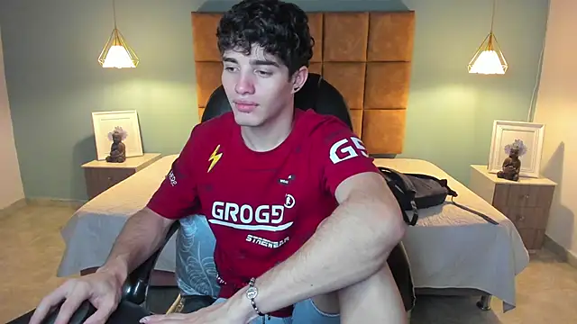 Snapshot of AlejooTwink chatting on 16, 11, 2025 AlejooTwink online show from 16, 11, 2025