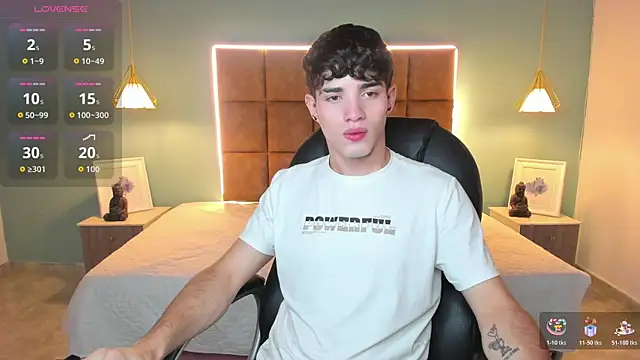 Snapshot of AlejooTwink chatting on 30, 11, 2025 AlejooTwink online show from 30, 11, 2025