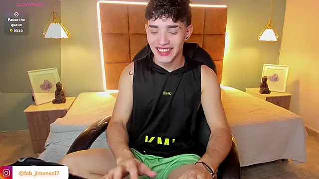 Snapshot of AlejooTwink chatting on 5, 12, 2025 AlejooTwink online show from 5, 12, 2025