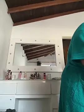 siri duque online show from 15, 4, 2026