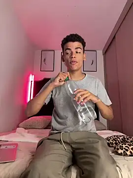 Leo bunny hot online show from 31, 1, 2025