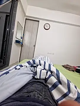 Snapshot of vivanpraj999 chatting on 8, 11, 2025 vivanpraj999 online show from 8, 11, 2025