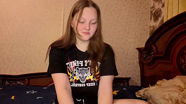 Snapshot of Aria__Dark chatting on 22, 4, 2026 Aria Dark online show from 22, 4, 2026