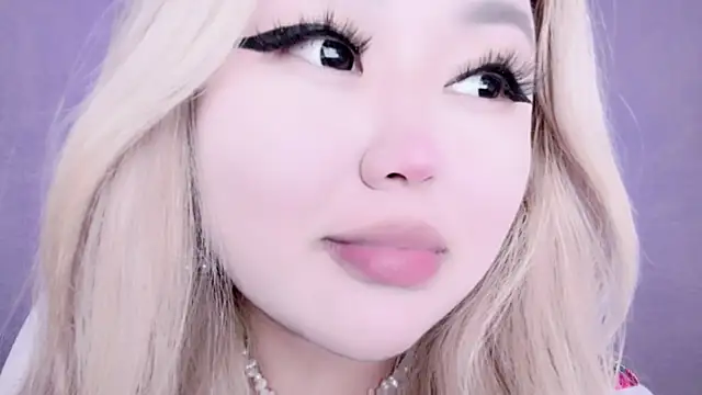 amelia sunlight online show from 17, 12, 2024