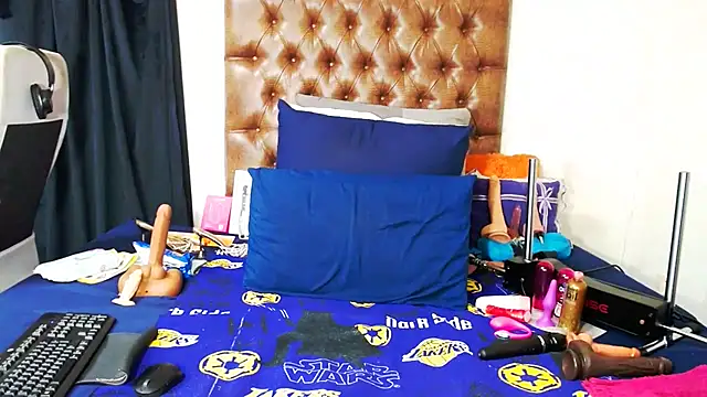 Hotxbums22 online show from 22, 2, 2026