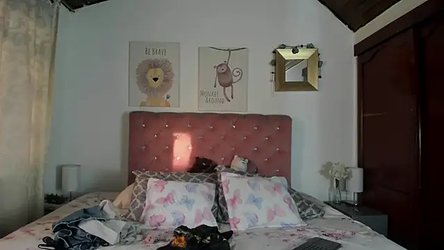 CelessteRedds online show from 16, 9, 2025