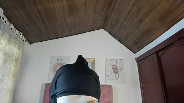 CelessteRedds online show from 2, 12, 2025