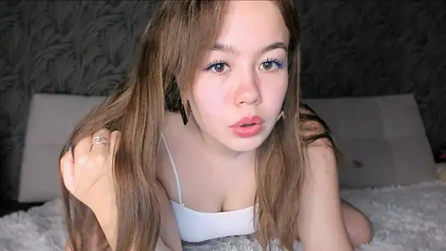 Snapshot of Sara_Kox chatting on 27, 10, 2025 Sara Kox online show from 27, 10, 2025