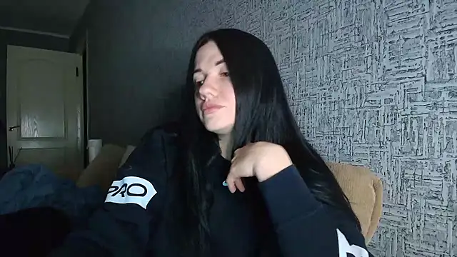 Liana diva online show from 12, 1, 2026