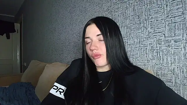 Liana diva online show from 19, 1, 2026