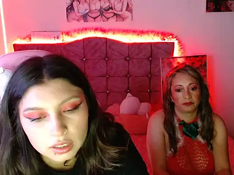 Snapshot of Melanyy_100 chatting on 21, 12, 2024 Melanyy 100 online show from 21, 12, 2024
