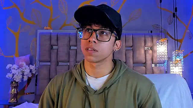 AkazaBoy  online show from 2, 12, 2025