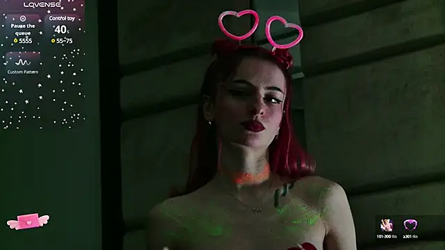 Snapshot of CassieFox_ chatting on 25, 2, 2025 CassieFox online show from 25, 2, 2025