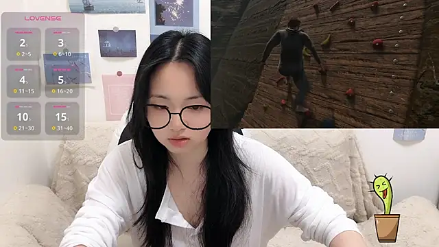 Snapshot of LiLiYbaby chatting on 3, 3, 2026 LiLiYbaby online show from 3, 3, 2026