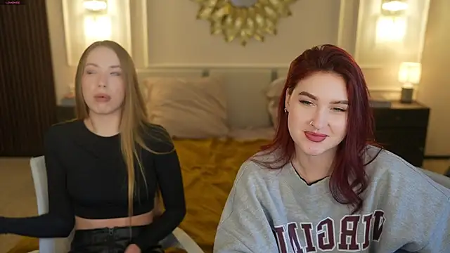 Magnetic Mia  online show from 3, 3, 2025