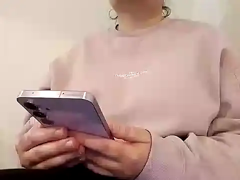 AalinnaK online show from 9, 12, 2024