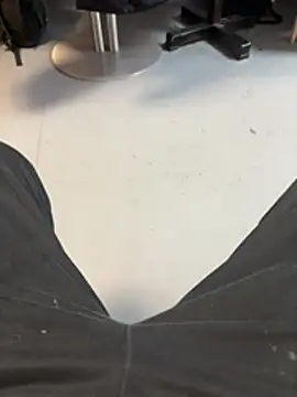 Snapshot of daubine46 chatting on 25, 3, 2026 daubine46 online show from 25, 3, 2026