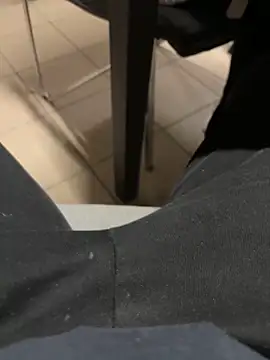 Snapshot of daubine46 chatting on 27, 3, 2026 daubine46 online show from 27, 3, 2026