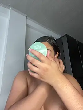 Snapshot of floriamANDjazmin chatting on 23, 3, 2026 floriamANDjazmin online show from 23, 3, 2026