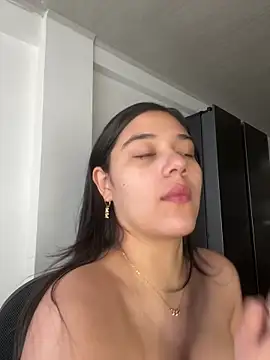 Snapshot of floriamANDjazmin chatting on 30, 3, 2026 floriamANDjazmin online show from 30, 3, 2026