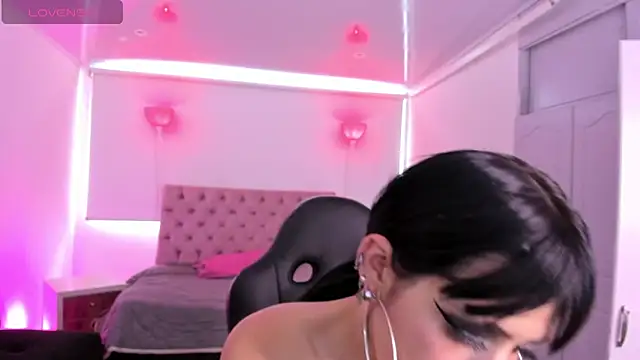 AuroraDiaz online show from 12, 9, 2025