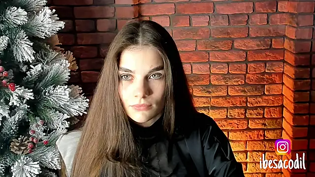 adriana allien online show from 28, 12, 2024