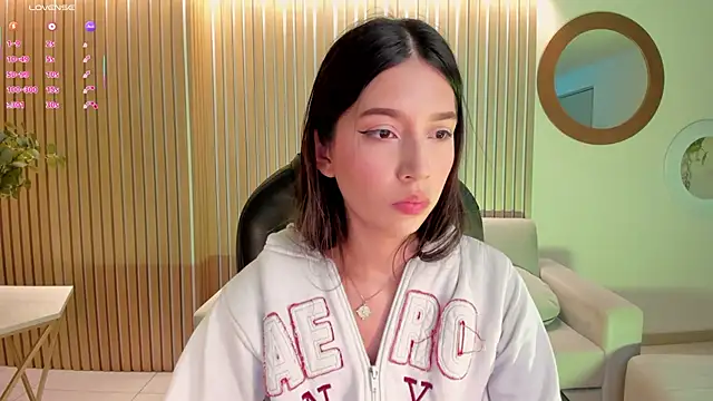 TaraLawrence online show from 6, 4, 2026