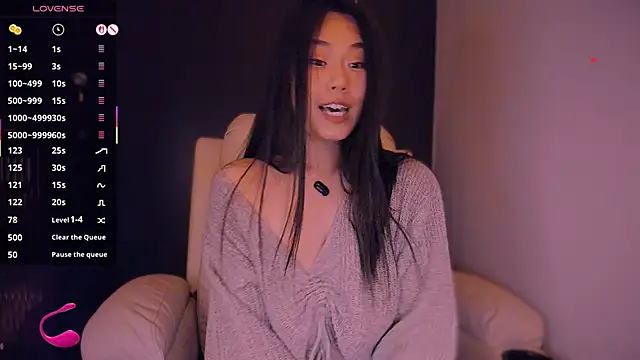 Snapshot of kimmy_chi_ chatting on 6, 4, 2026 kimmy chi online show from 6, 4, 2026