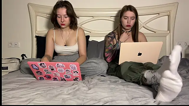 Snapshot of misswishh_ chatting on 14, 2, 2025 misswishh online show from 14, 2, 2025