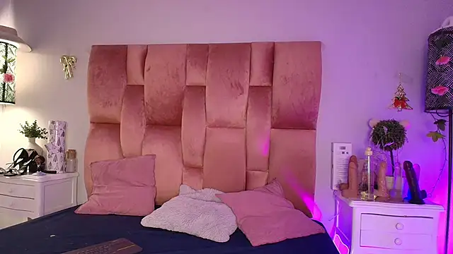 Snapshot of SweetBonniie chatting on 10, 6, 2026 SweetBonniie online show from 10, 6, 2026