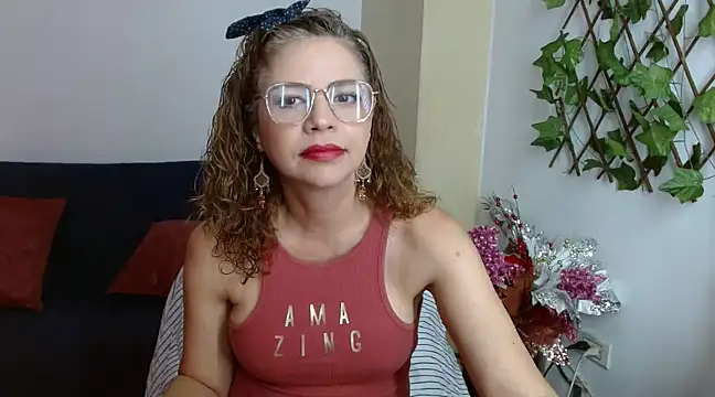 Snapshot of _melisaa_ chatting on 4, 12, 2024 melisaa online show from 4, 12, 2024