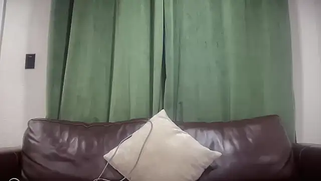 Snapshot of BaileyBaird chatting on 25, 12, 2024 BaileyBaird online show from 25, 12, 2024