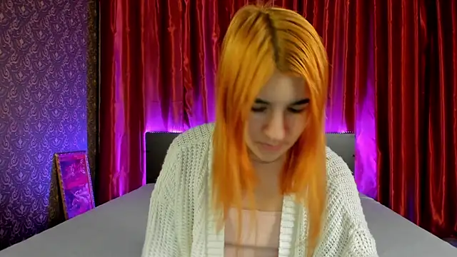  Polly Love  online show from 16, 12, 2024