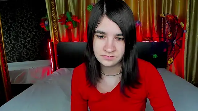  Polly Love  online show from 14, 3, 2026