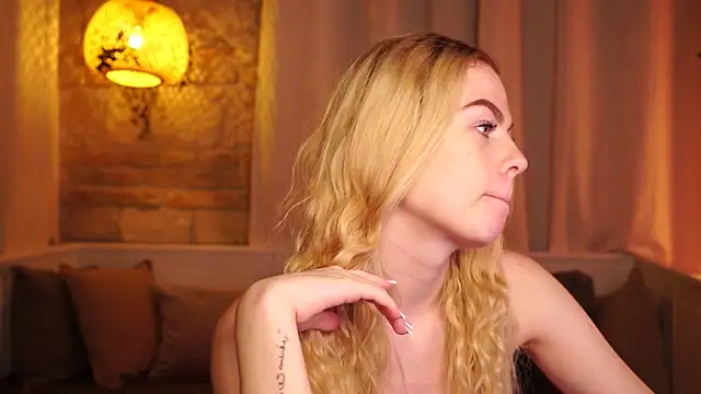 sn0w barbie online show from 18, 11, 2025